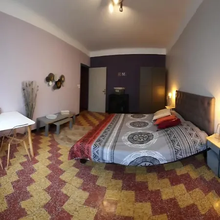 Villa-Macodi Bed and breakfast *